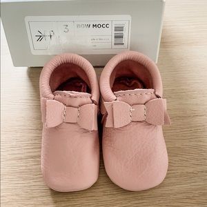 Freshly Picked Pink Bow Moc